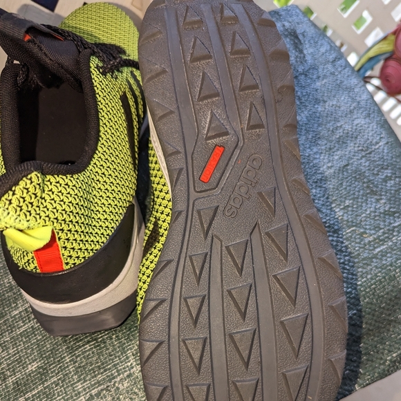 Addidas - Picture 3 of 3